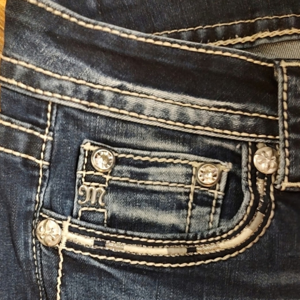 Gorgeous Long Miss Me Standard Flare Jeans With 35.5"  Inseam - Picture 8 of 9